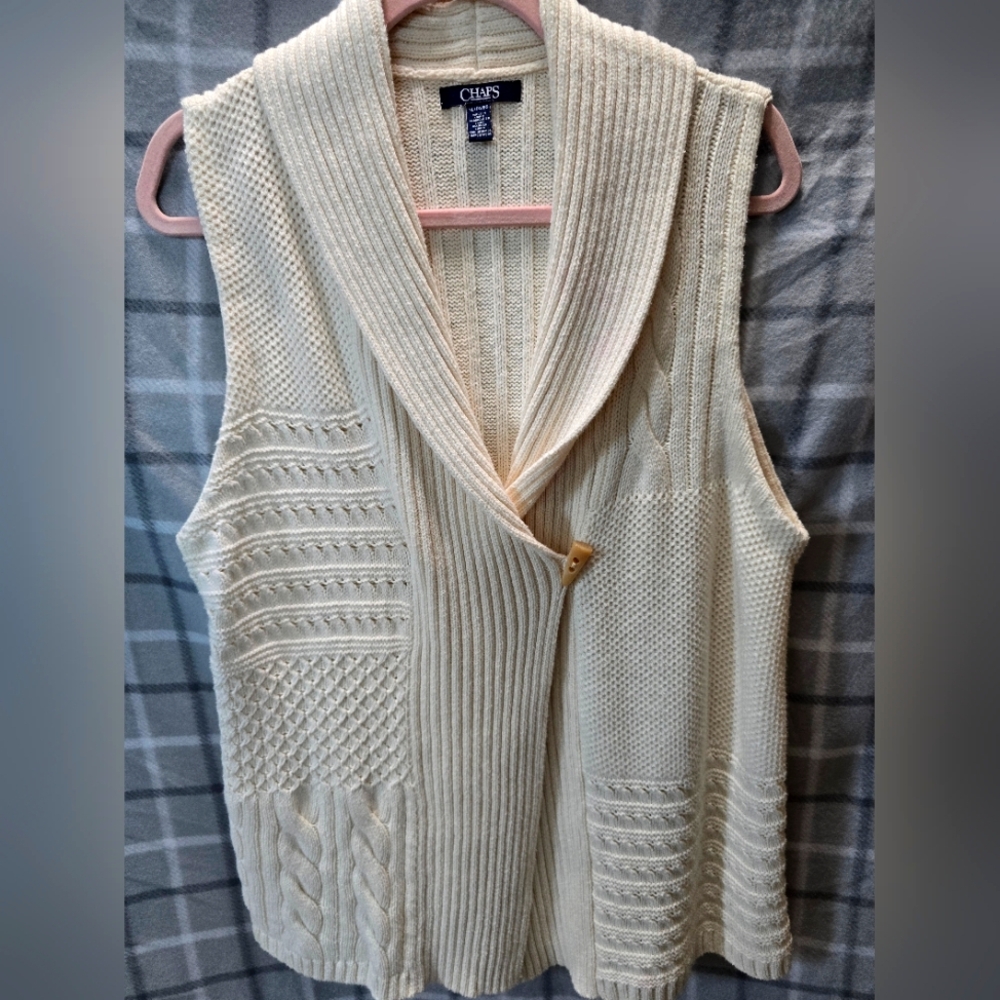 EUC CHAPS IVORY SWEATER VEST, XL